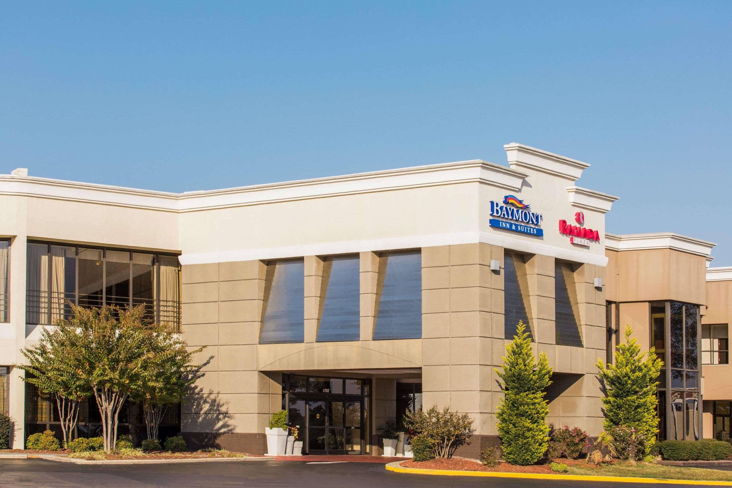 Baymont By Wyndham Fayetteville Fort Bragg Area Exteriör bild