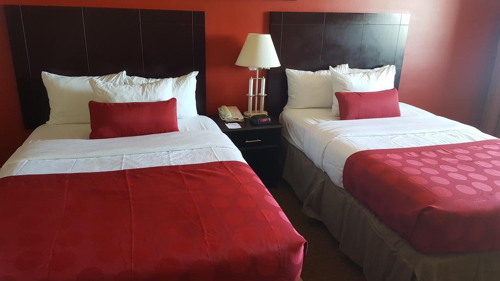 Baymont By Wyndham Fayetteville Fort Bragg Area Exteriör bild