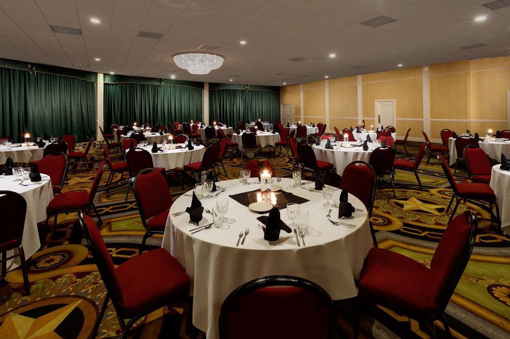 Baymont By Wyndham Fayetteville Fort Bragg Area Exteriör bild