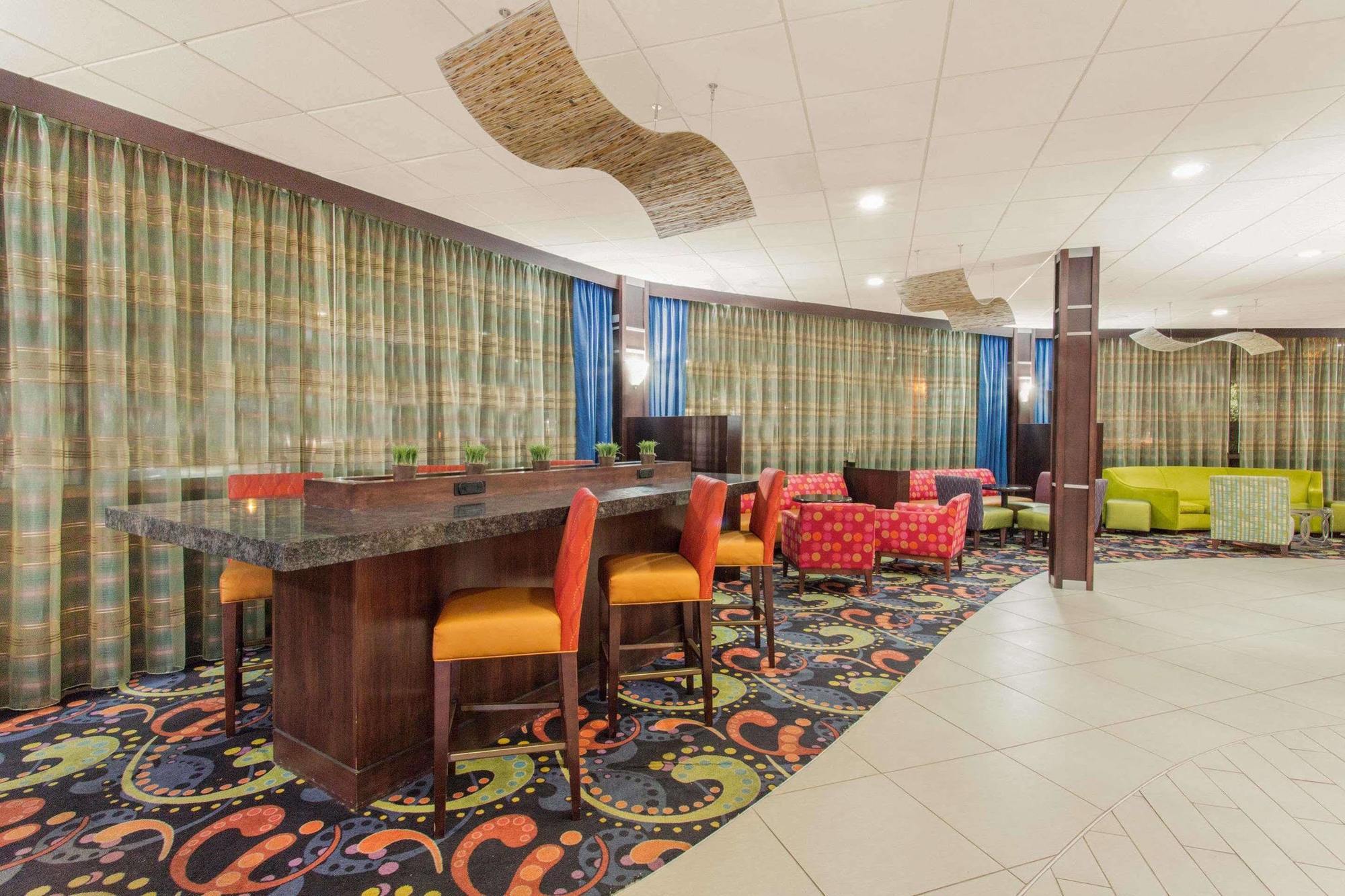 Baymont By Wyndham Fayetteville Fort Bragg Area Exteriör bild